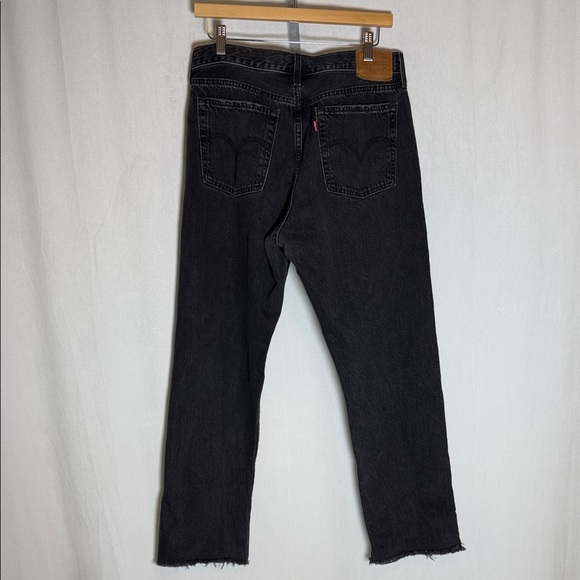 Levi's Premium Women's Wedgie Straight Black Denim Jeans Size 31 Busted Knee EUC - Picture 5 of 15